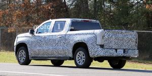 Пикап Chevrolet Silverado нового поколения впервые замечен на тестах