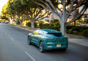Jaguar узнал реальный запас хода электрического кроссовера I-Pace