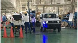 «Живые» фото внедорожника Suzuki Jimny нового поколения