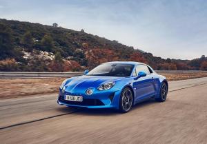 Спорткупе Alpine сделают легче и «прокачают» до 305 сил