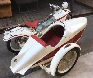 Отреставрированный мотоцикл Majestic 1930 с коляской Bernadet