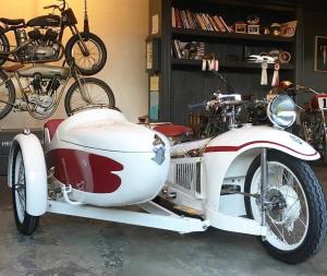 Отреставрированный мотоцикл Majestic 1930 с коляской Bernadet