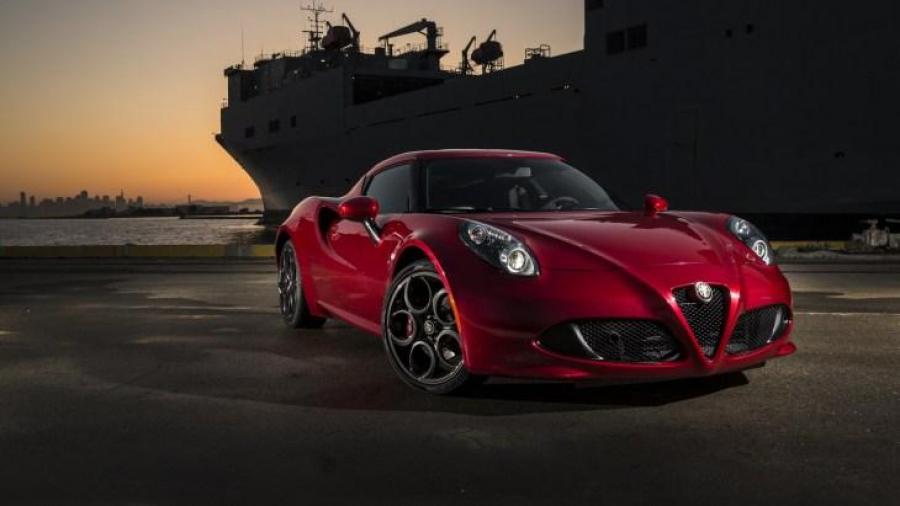 Обновлённая Alfa Romeo 4C дебютирует в 2018 году