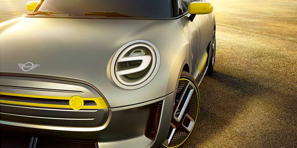 Автомобили Mini получат новый логотип с 2018 года