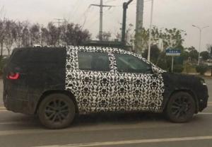 Jeep приступил к тестам нового кроссовера