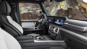 Mercedes официально рассекретил интерьер нового G-Class