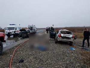 В ДТП под Астраханью погибли шесть человек, включая грудного ребенка