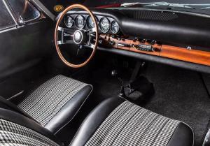Компания Porsche показала старейший 911-й