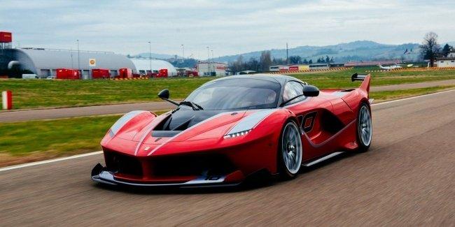 Ferrari не справляется с производством