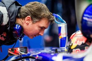 Ки: Мотор Honda нельзя просто поставить на то же место