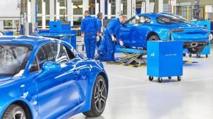 Во Франции началось производство спорткупе Alpine A110