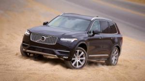 Базовая версия Volvo XC90 доступна с тремя рядами кресел
