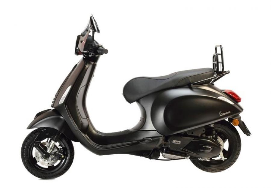 Скутер Vespa Primavera 125 Saint Laurent