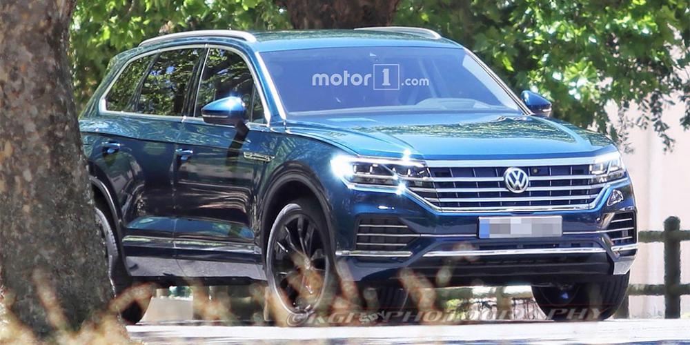 Новый Volkswagen Touareg заметили без камуфляжа