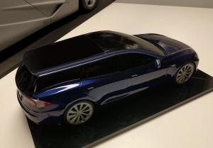 Британские инженеры превратили Tesla Model S в универсал