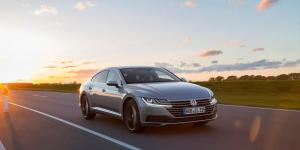 Лифтбек Volkswagen Arteon получит сверхмощную версию