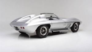 Самый редкий Chevrolet Corvette продадут по цене суперкара
