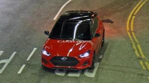 Новый Hyundai Veloster сфотографировали без камуфляжа