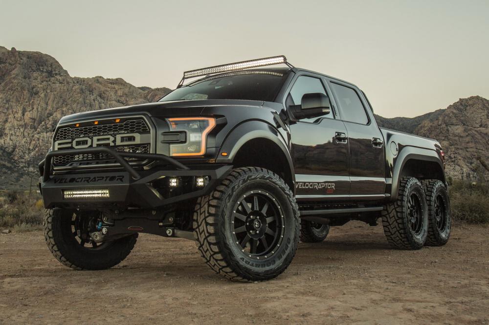 Трехосный Hennessey VelociRaptor 6x6 поступил в производство. Цена — от $349 тысяч