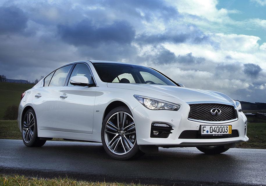 У российских Infiniti нашли проблемы с ПО