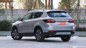 Официально представлен обновлённый кроссовер DongFeng AX7
