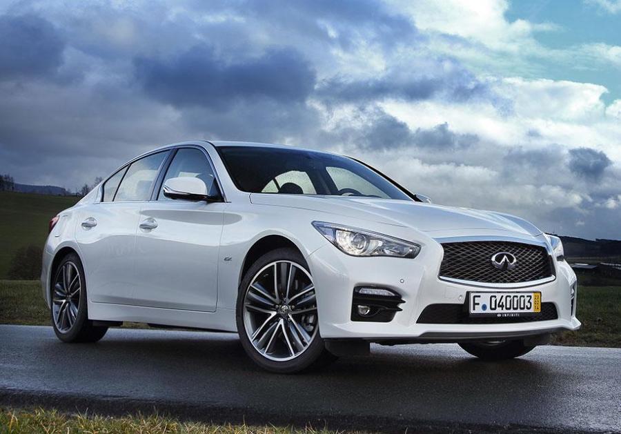 У российских Infiniti нашли проблемы с ПО