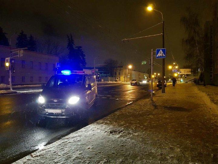 Ночью водитель Uber насмерть сбил пешехода в Минске
