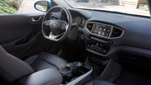 Озвучены цены плагин-гибридной «пятидверки» Hyundai Ioniq PHEV