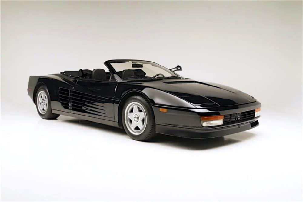 Уникальную Ferrari Майкла Джексона продают по баснословной цене