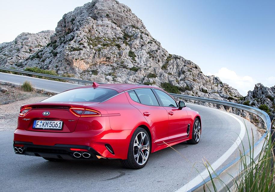 Kia Stinger Russia