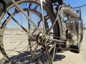 Старинный мотоцикл Pope Model K 1914 Стива Маккуина продадут с аукциона