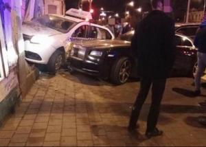 Виновником аварии с участием Rolls-Royce в центре Краснодара назван водитель Renault