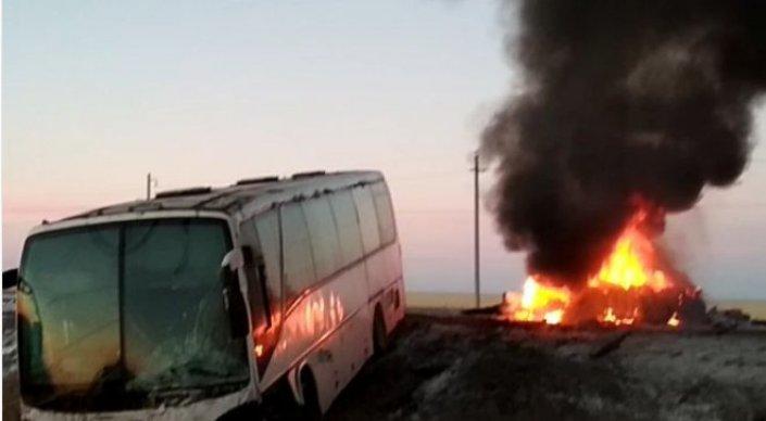 Водитель авто погиб в столкновении с пассажирским автобусом в СКО

