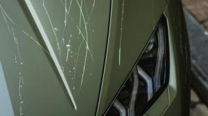 Вандалы повредили уникальный суперкар Lamborghini Huracan Avio