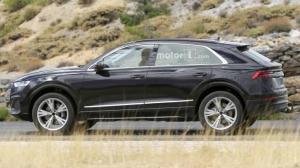 Кроссовер Audi Q8 замечен без камуфляжа