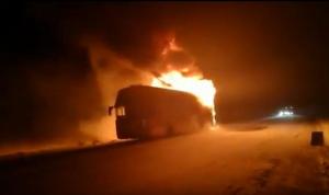 Под Иркутском на трассе полностью сгорел рейсовый автобус