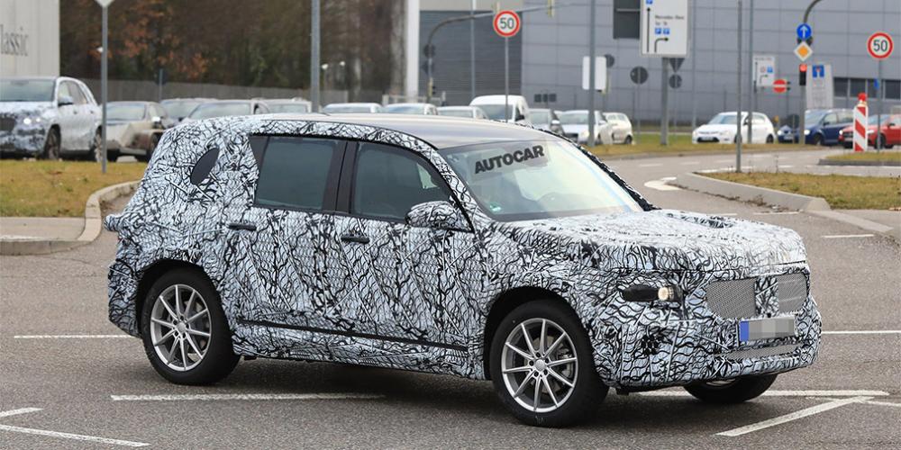 Mercedes-Benz вывел на тесты новый компактный кроссовер
