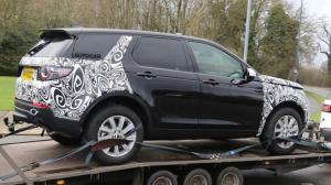 Land Rover вывел на тесты обновлённый Discovery Sport