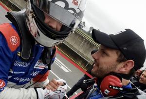 Роберт Шварцман финишировал третьим и вторым в воскресных гонках Toyota Racing Series