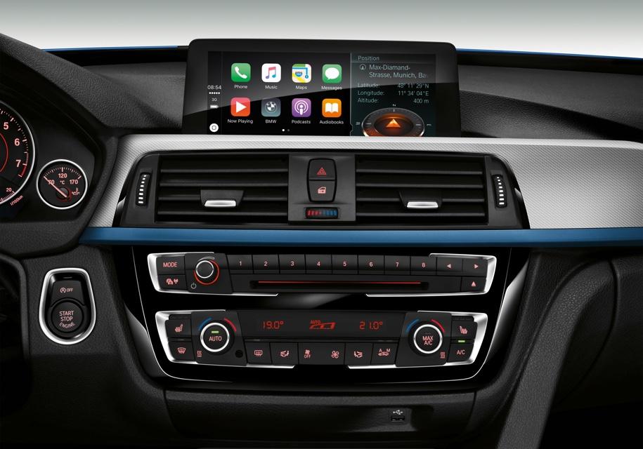Компания BMW решила брать за Apple CarPlay ежегодную плату