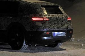 Mercedes начал испытания электрического кроссовера
