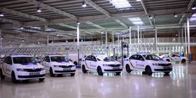 Украинская полиция пополнила автопарк новой динамичной моделью