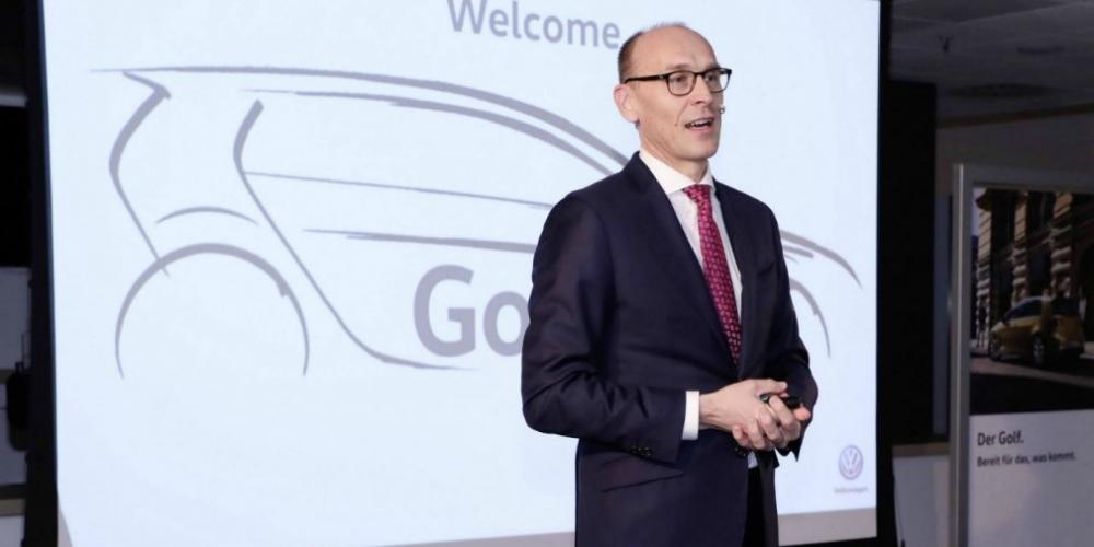 Volkswagen назвал сроки начала производства нового Golf