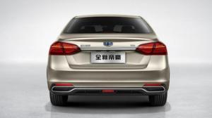 Geely рассекретила обновлённый седан Emgrand