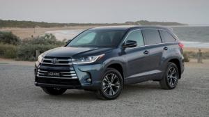 Toyota улучшила внедорожник Highlander