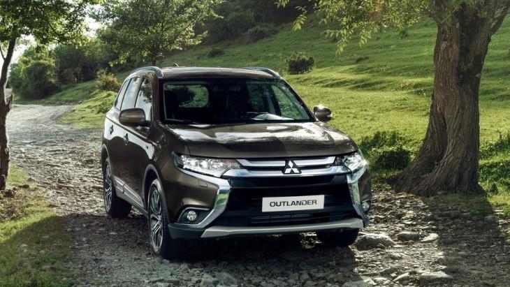 Mitsubishi везёт в Россию новые версии кроссовера Outlander