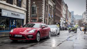 Универсалы Porsche использовали для перевозки 300 килограммов золота