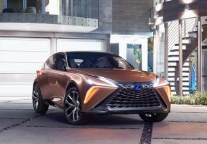 Преданные поклонники Lexus не оценили новый дизайн марки