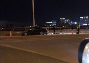 ДТП в центре Астаны: полиция перекрыла мост