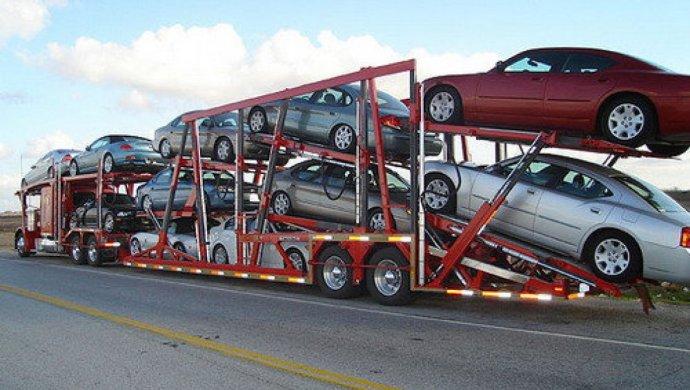 В Таджикистане введут запрет на ввоз автомобилей до 2005 года выпуска